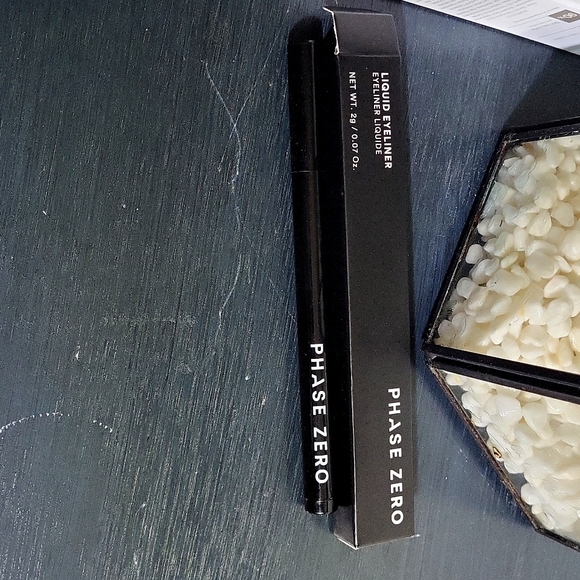 PHASE ZERO - Picture 1 of 2